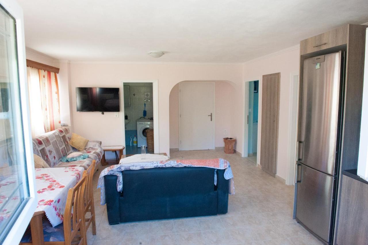 Olives Estate Apartments Grande Превеза Екстериор снимка